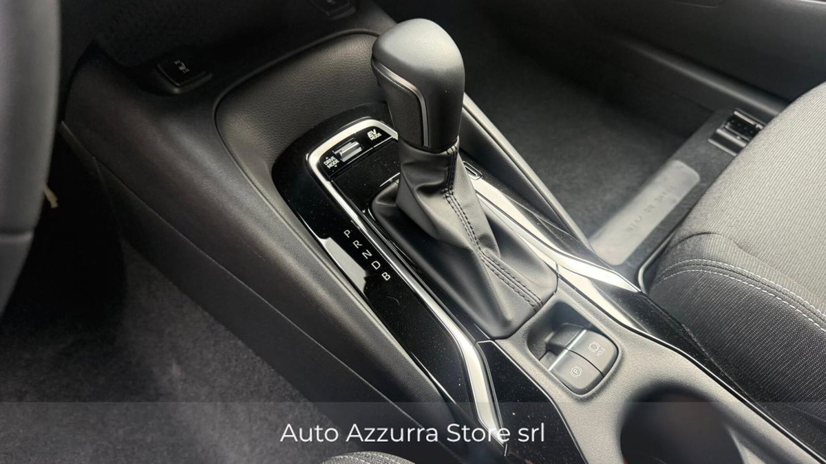 Toyota Corolla Touring Sports 1.8h Active auto (16)