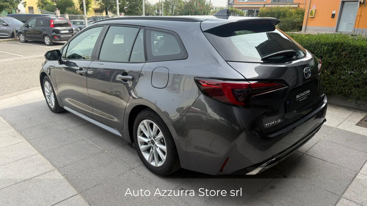 Toyota Corolla Touring Sports 1.8h Active auto (6)