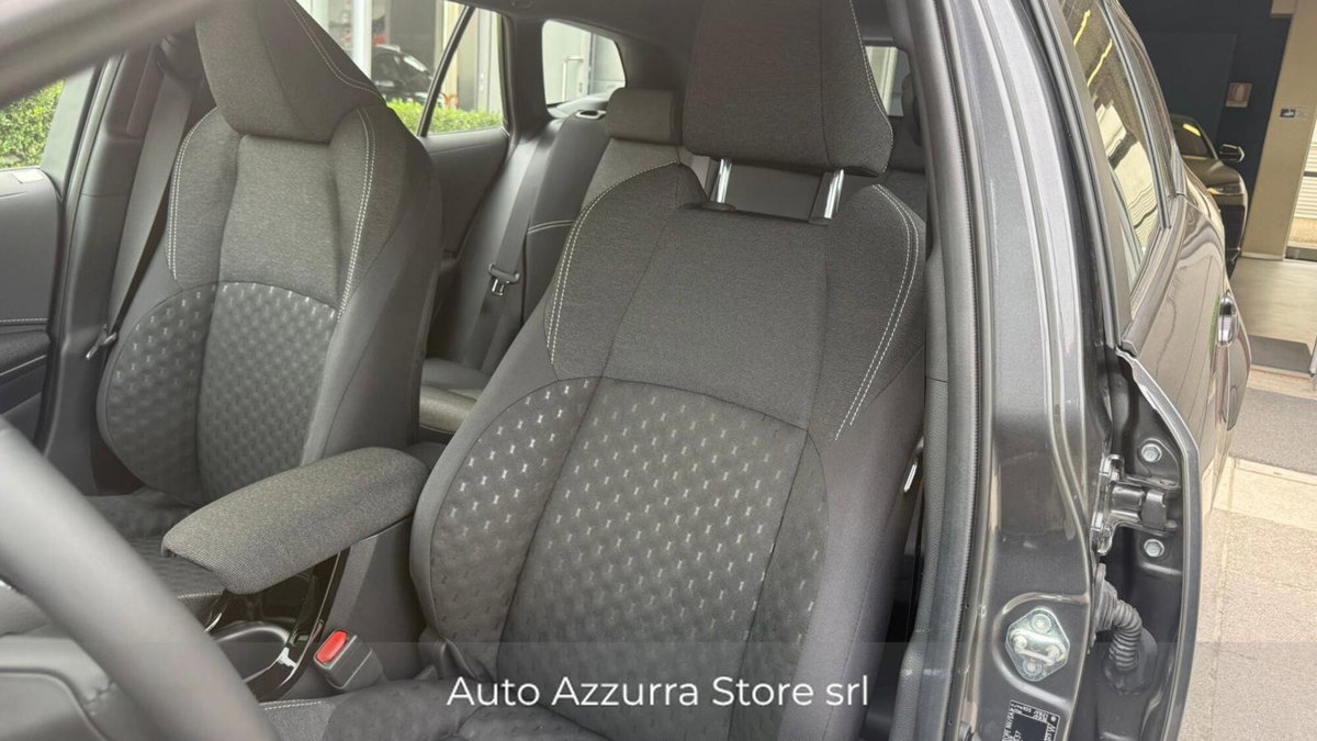 Toyota Corolla Touring Sports 1.8h Active auto (8)