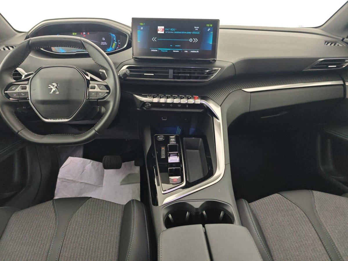 Peugeot 3008 Hybrid 225 e-EAT8 Allure Pack (20)