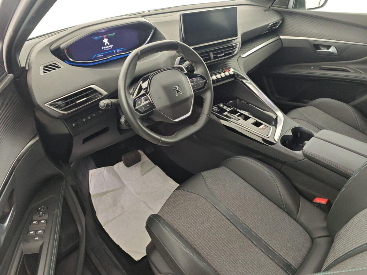 Peugeot 3008 Hybrid 225 e-EAT8 Allure Pack (9)