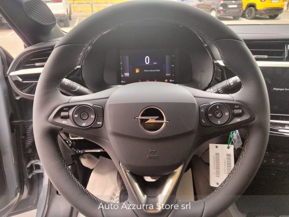 Opel Corsa 1.2 100 CV GS Line (11)