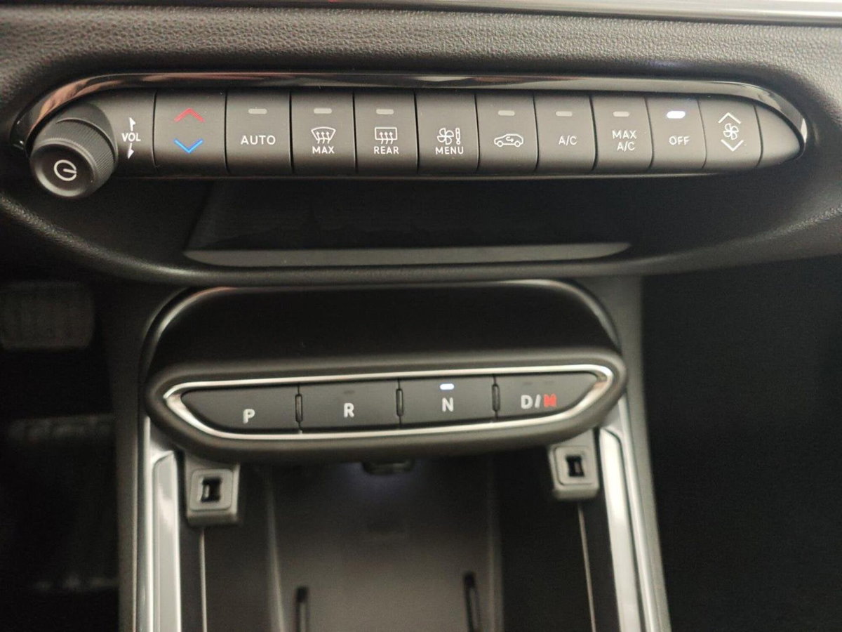 Fiat 600 1.2 hybrid La Prima 110cv auto (17)