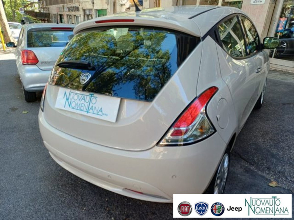 Lancia Ypsilon 1.2 69 CV 5 porte GPL Ecochic Gold (6)