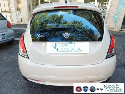 Lancia Ypsilon 1.2 69 CV 5 porte GPL Ecochic Gold (8)