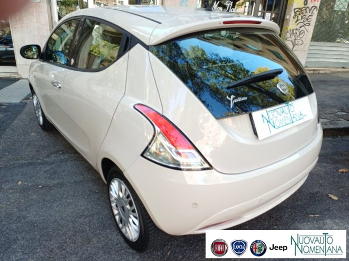 Lancia Ypsilon 1.2 69 CV 5 porte GPL Ecochic Gold (9)