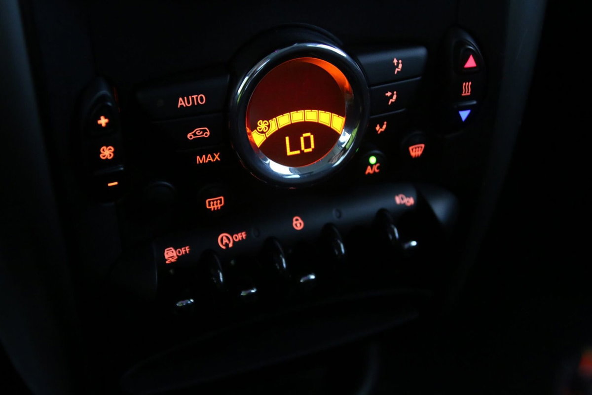 MINI Mini Countryman 1.6 Cooper D Countryman ALL4 (13)