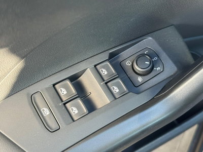 Volkswagen T-Cross 1.0 tsi Edition 95cv (9)
