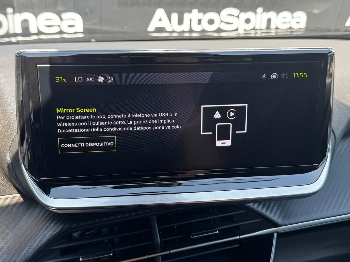Peugeot 2008 1.2 hybrid Allure 145cv e-dcs6 (17)