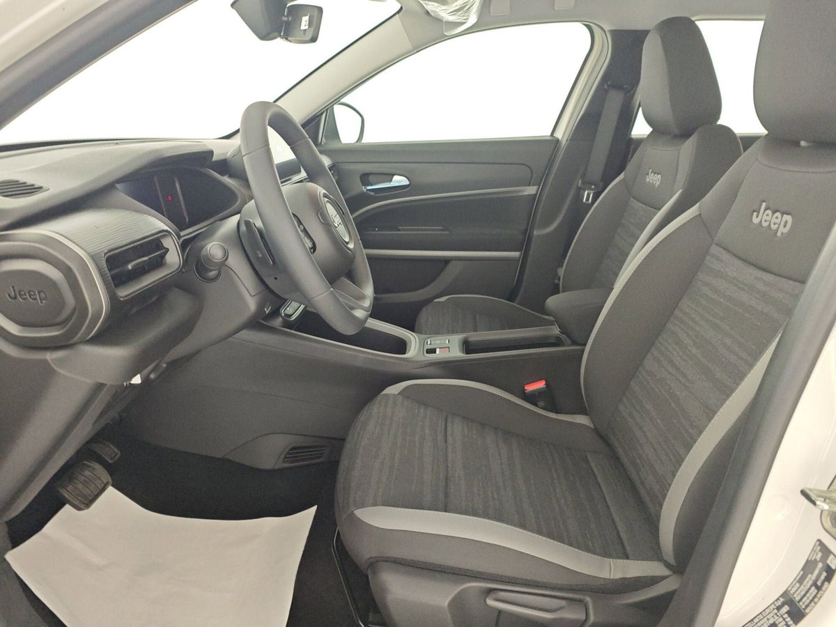 Jeep Avenger 1.2 turbo e-hybrid mhev Longitude fwd 110cv edct6 (9)