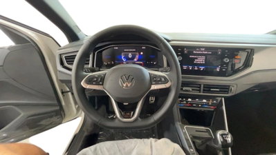 Volkswagen Polo 1.0 tsi R-Line 95cv (6)