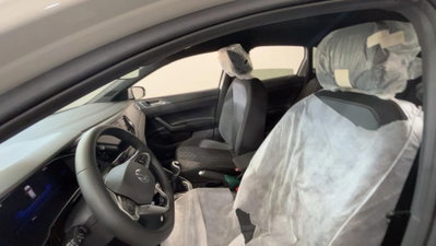 Volkswagen Polo 1.0 tsi R-Line 95cv (8)