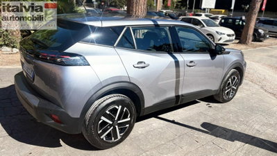 Peugeot 2008 1.2 puretech Active s&s 100cv (6)
