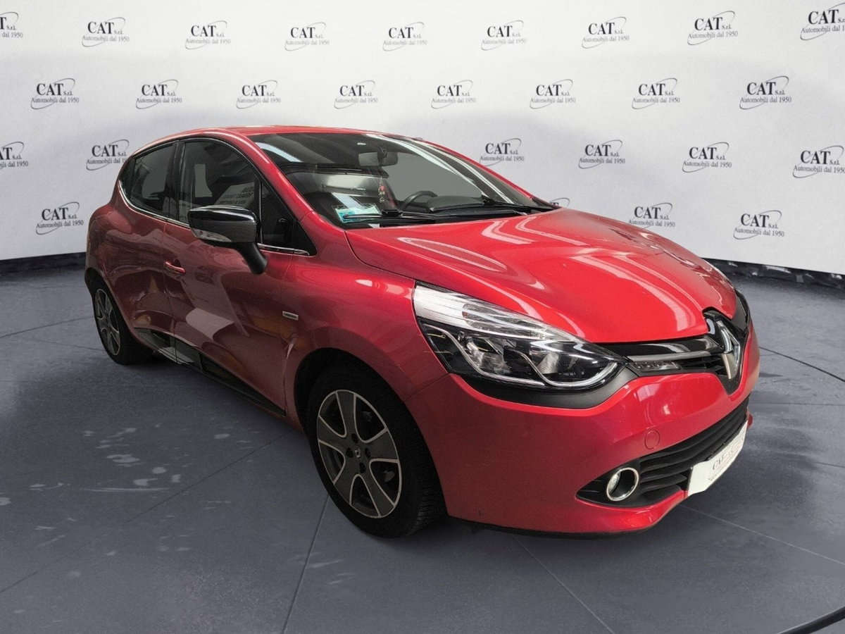Renault Clio 1.5 dCi 8V 75CV 5 porte Costume National (3)