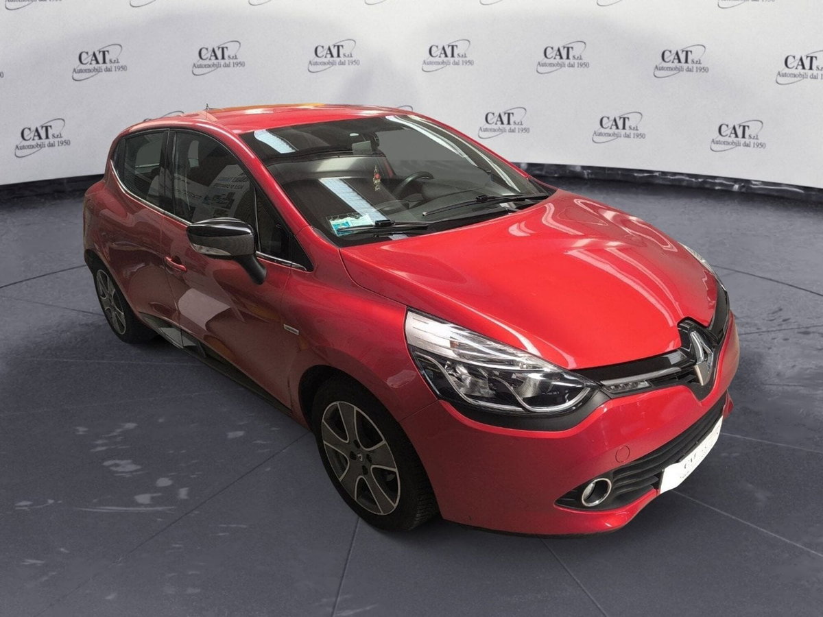 Renault Clio 1.5 dCi 8V 75CV 5 porte Costume National (4)