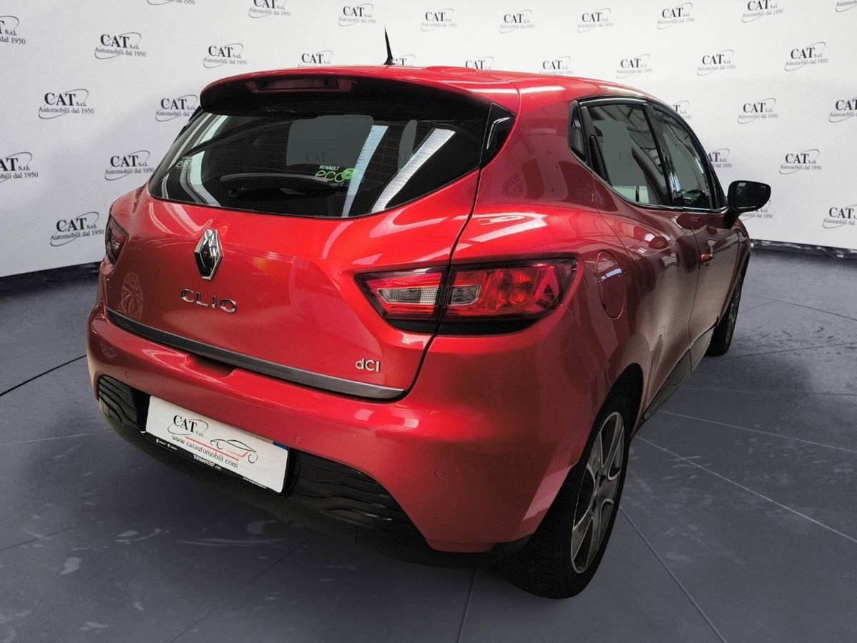Renault Clio 1.5 dCi 8V 75CV 5 porte Costume National (6)
