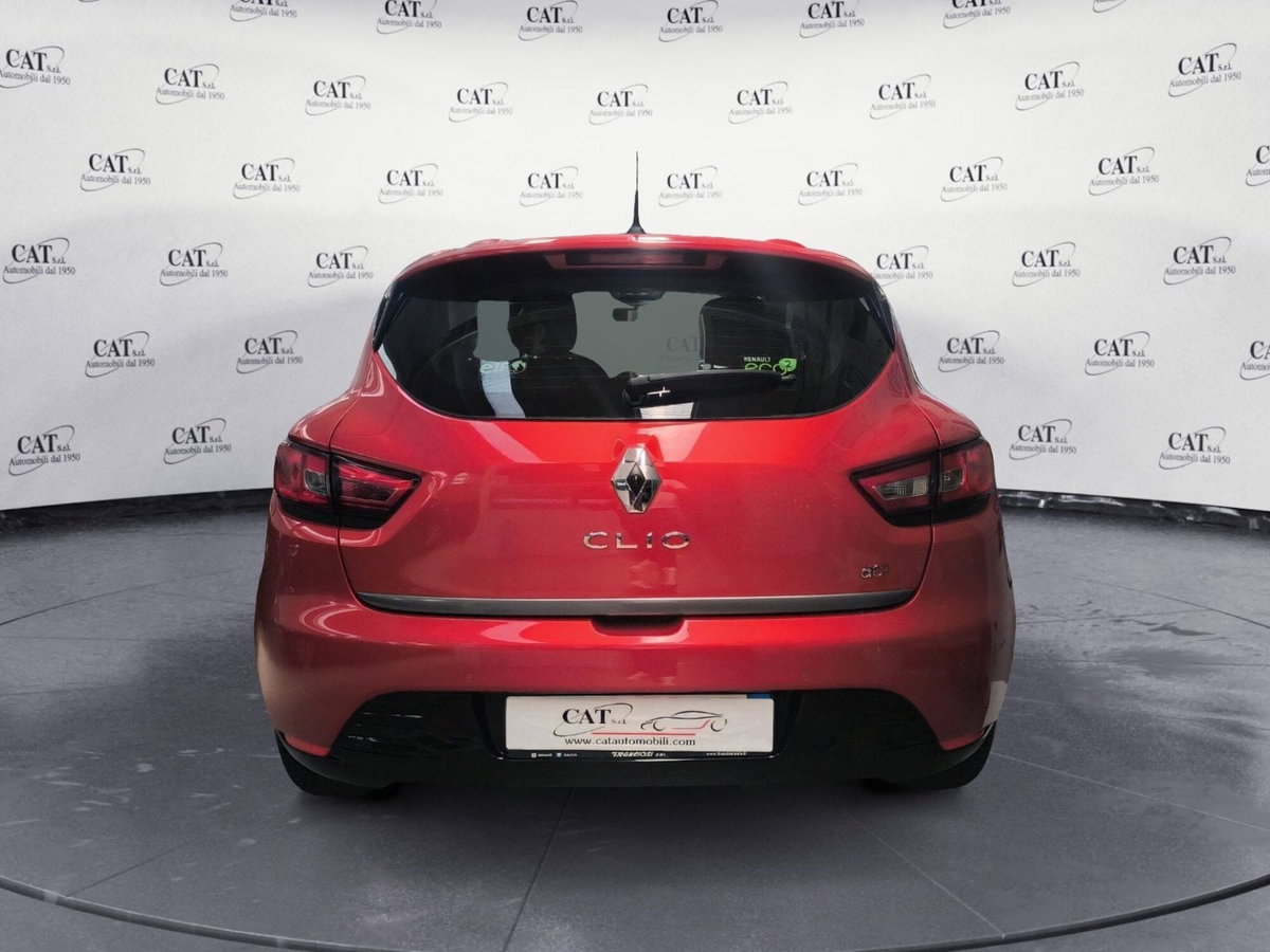 Renault Clio 1.5 dCi 8V 75CV 5 porte Costume National (7)