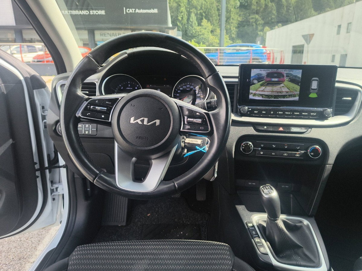 Kia Ceed Sport Wagon 1.6 CRDi 136 CV MHEV SW Business (14)