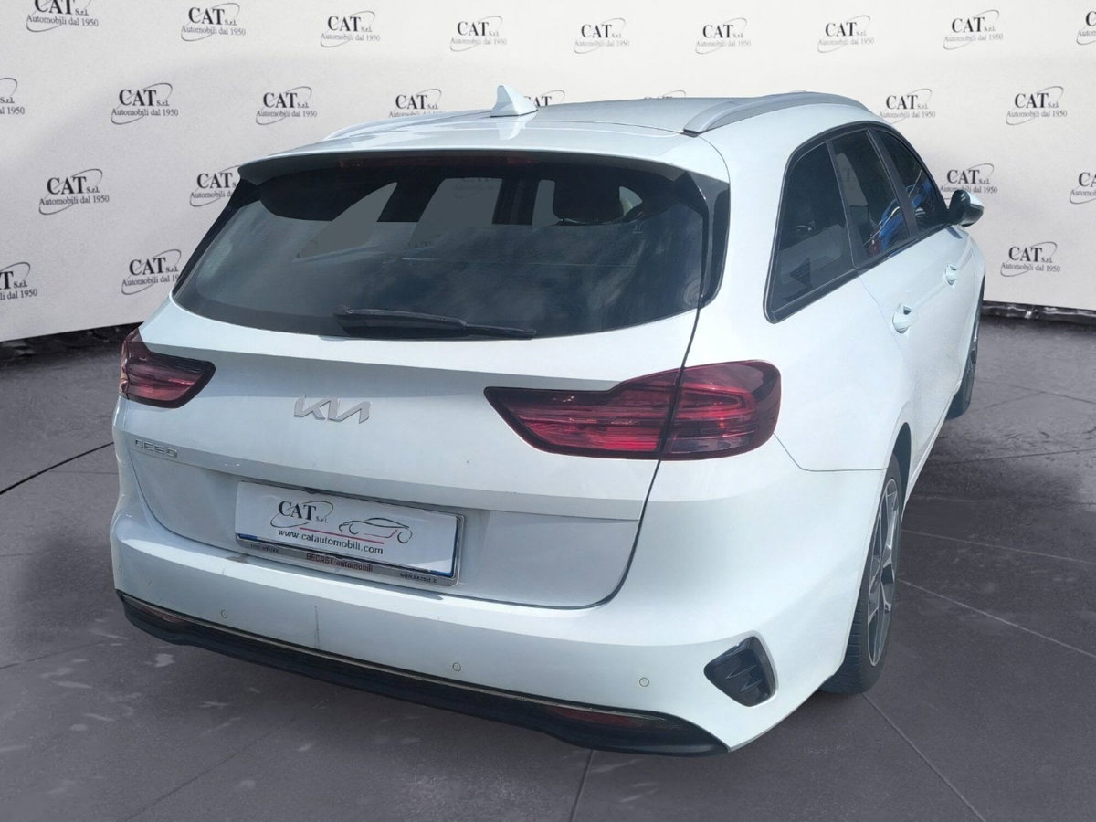 Kia Ceed Sport Wagon 1.6 CRDi 136 CV MHEV SW Business (8)
