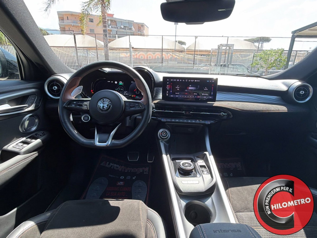 Alfa Romeo Tonale 1.3 phev Intensa Q4 280cv at6 (19)