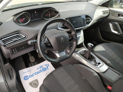 Peugeot 308 PureTech Turbo 130 S&S Allure Pack (10)