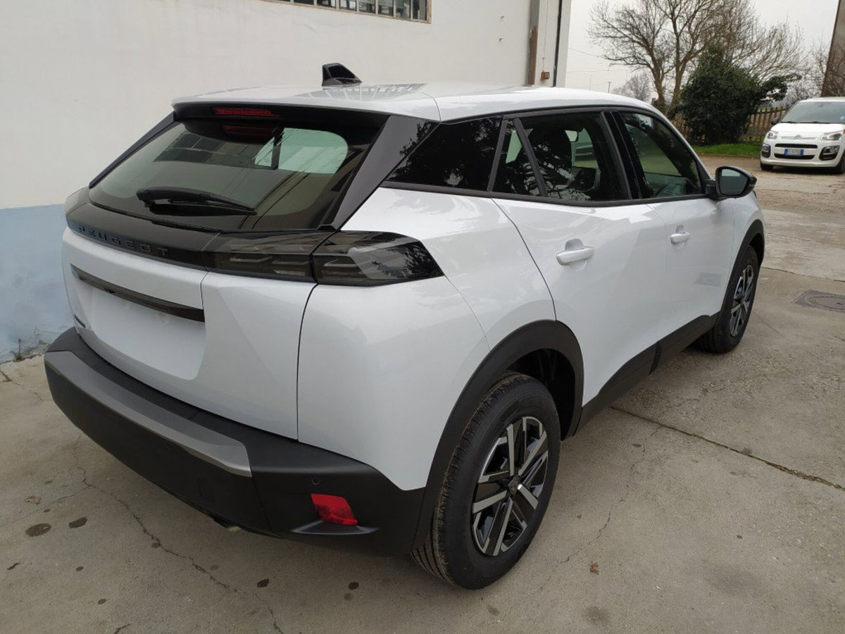 Peugeot 2008 1.2 puretech Style s&s 100cv (14)