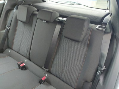 Peugeot 2008 1.2 puretech Style s&s 100cv (17)