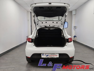 Renault Clio 1.2 75CV 5 porte Live (10)