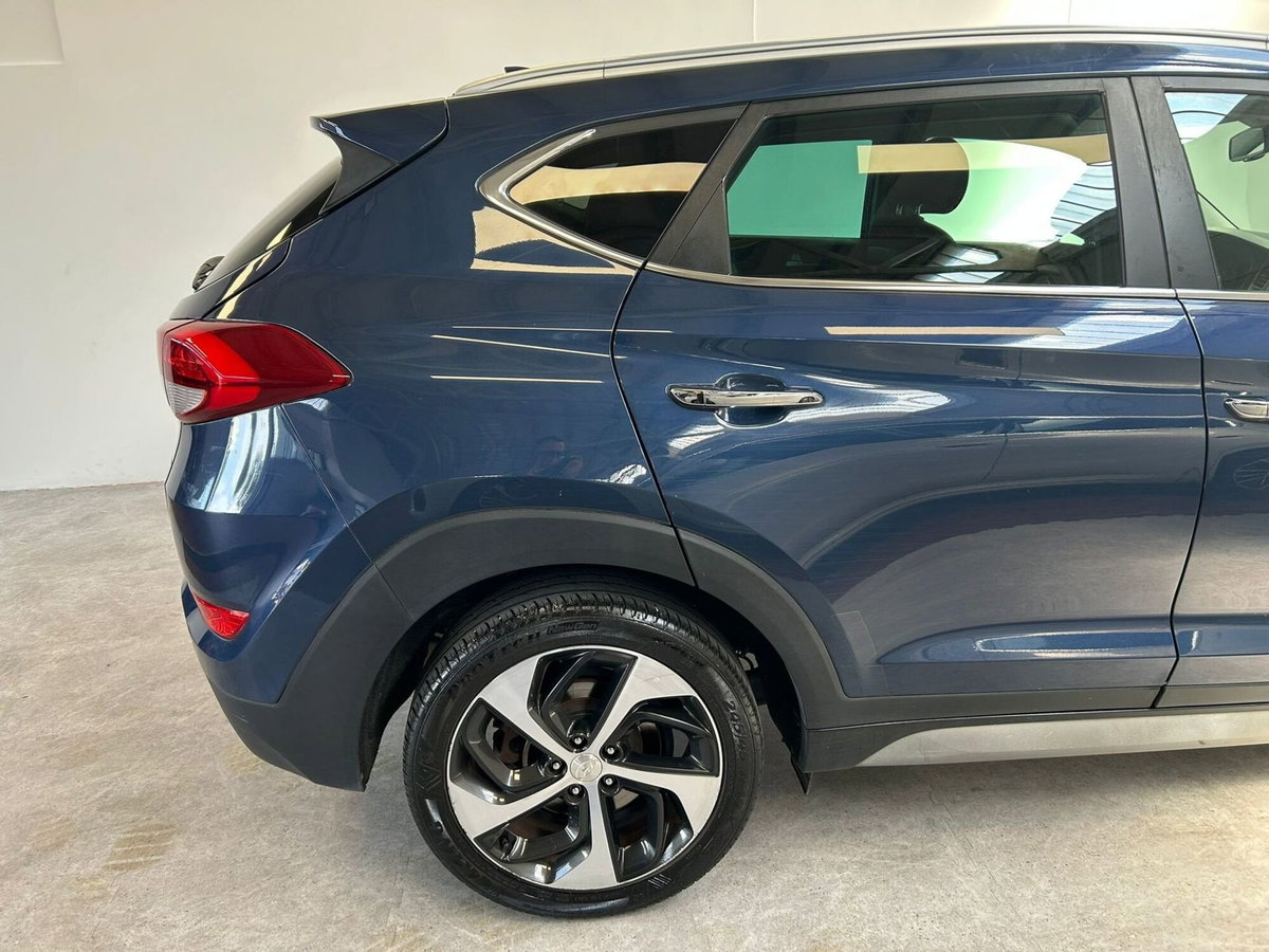 Hyundai Tucson 1.7 CRDi DCT XPossible (7)