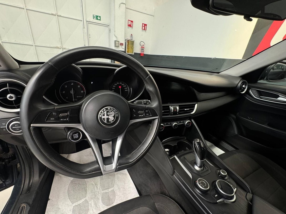 Alfa Romeo Giulia 2.2 Turbodiesel 150 CV AT8 Super (12)