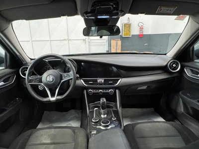 Alfa Romeo Giulia 2.2 Turbodiesel 150 CV AT8 Super (13)