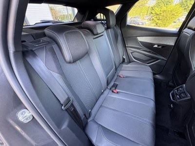 Peugeot 3008 PureTech Turbo 130 S&S GT (10)