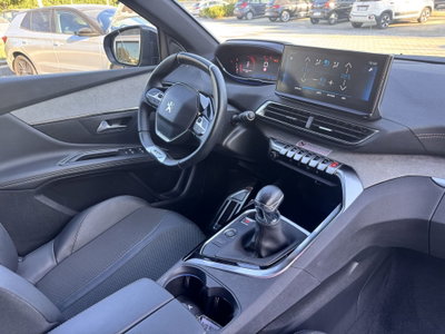 Peugeot 3008 PureTech Turbo 130 S&S GT (13)