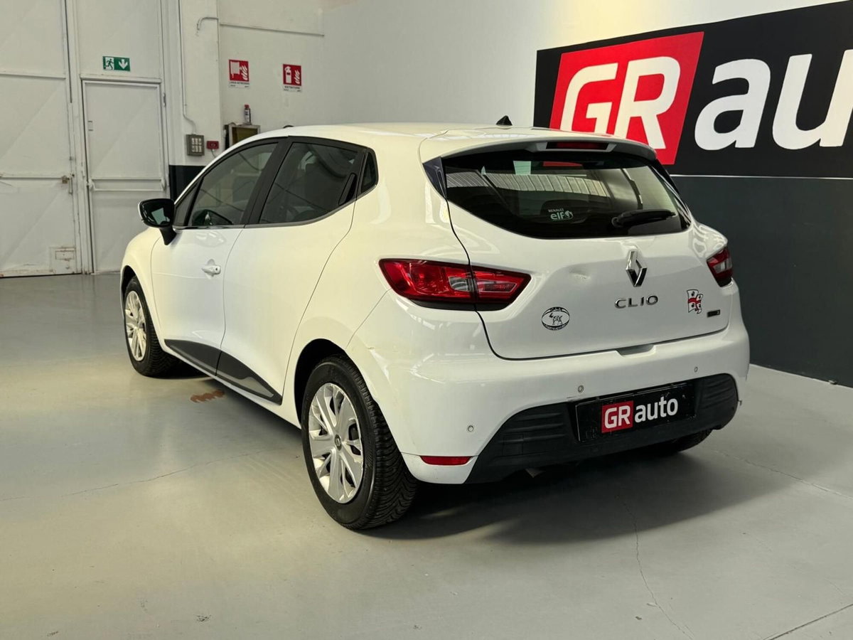 Renault Clio dCi 8V 90CV Start&Stop 5 porte Energy Excite (10)
