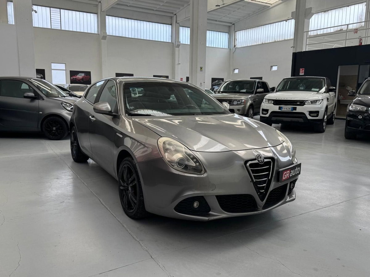 Alfa Romeo Giulietta 2.0 JTDm-2 Exclusive 170cv (4)