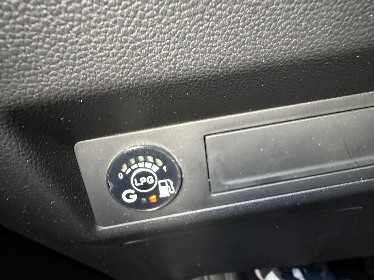 Renault Captur TCe 100 CV GPL Techno (10)