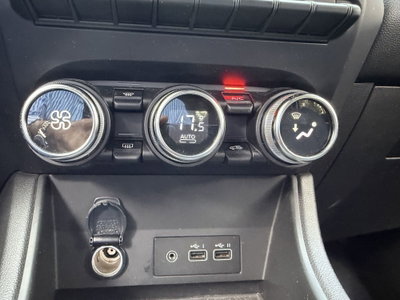Renault Captur TCe 100 CV GPL Techno (15)