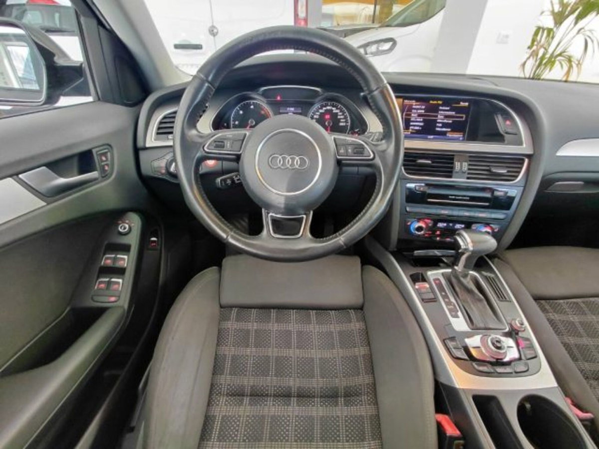 Audi A4 Avant 2.0 TDI 143CV F.AP. multitronic Advanced (10)