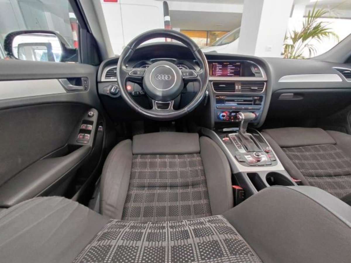 Audi A4 Avant 2.0 TDI 143CV F.AP. multitronic Advanced (11)