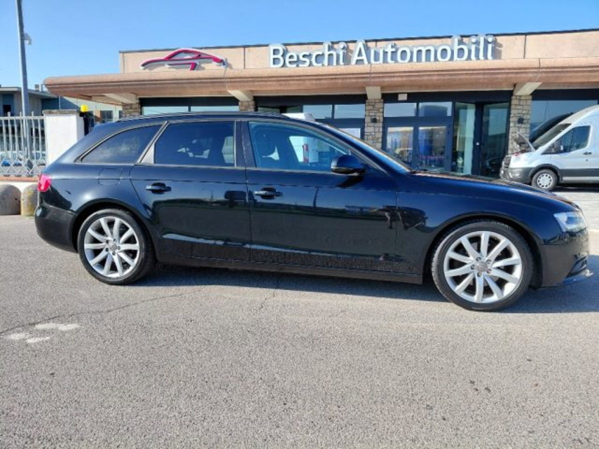Audi A4 Avant 2.0 TDI 143CV F.AP. multitronic Advanced (5)