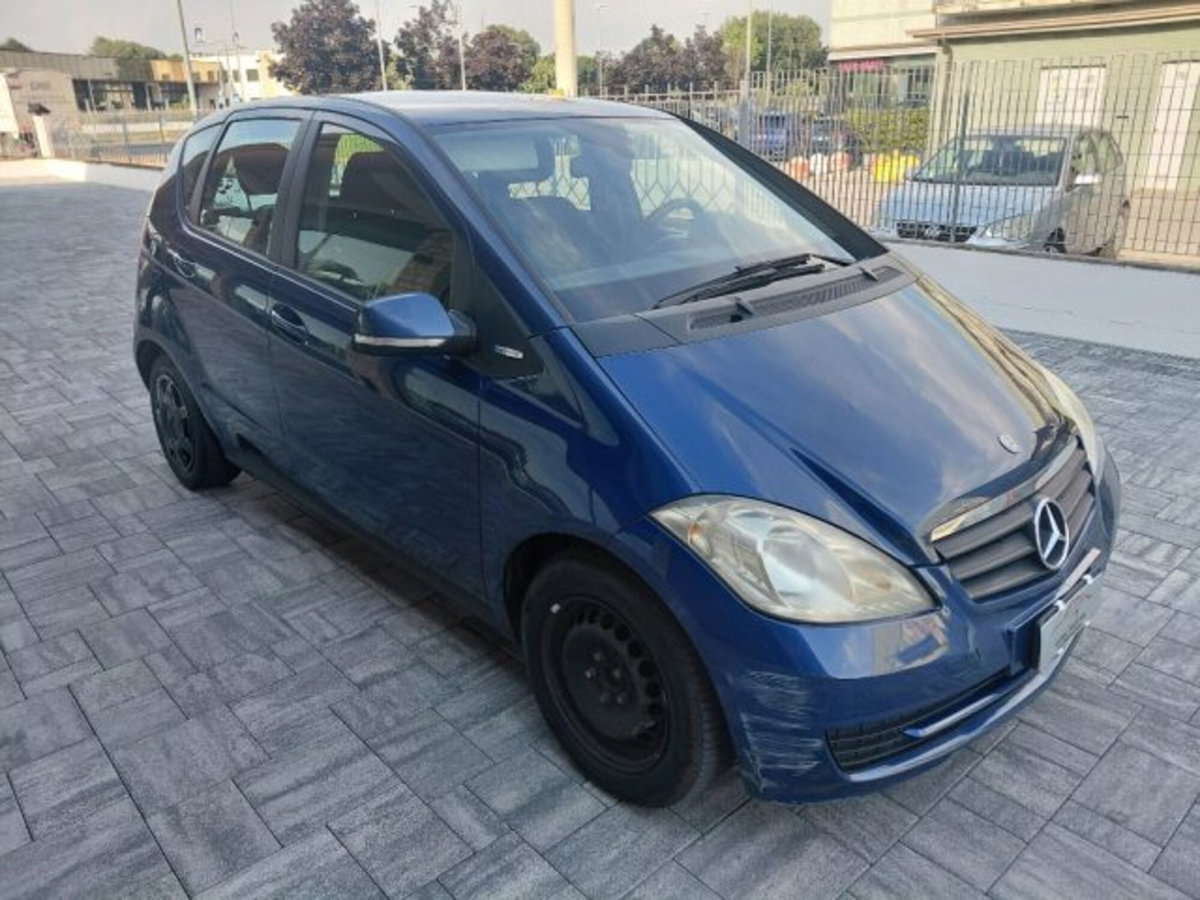 Mercedes-Benz Classe A 180 CDI Elegance (5)