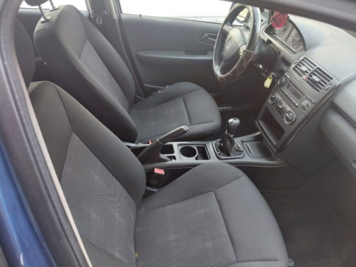 Mercedes-Benz Classe A 180 CDI Elegance (8)