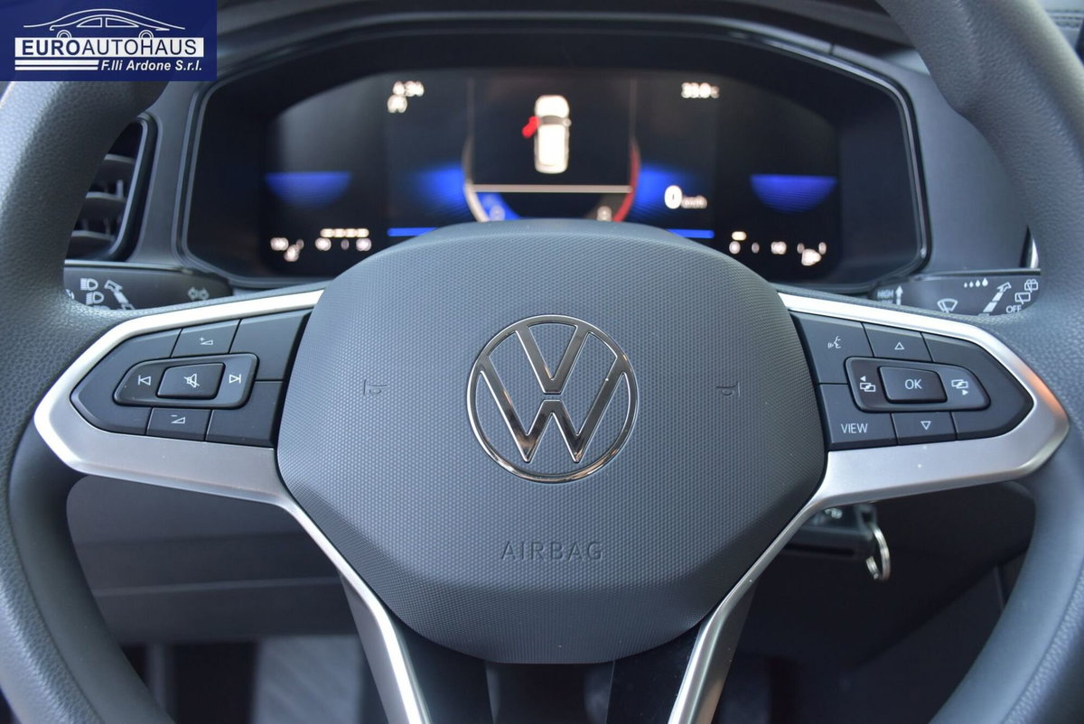 Volkswagen T-Roc 1.0 TSI Life (12)