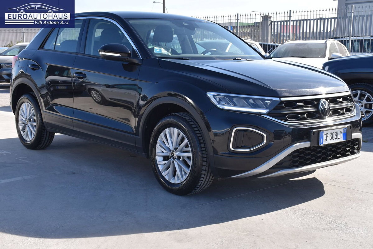 Volkswagen T-Roc 1.0 TSI Life (3)