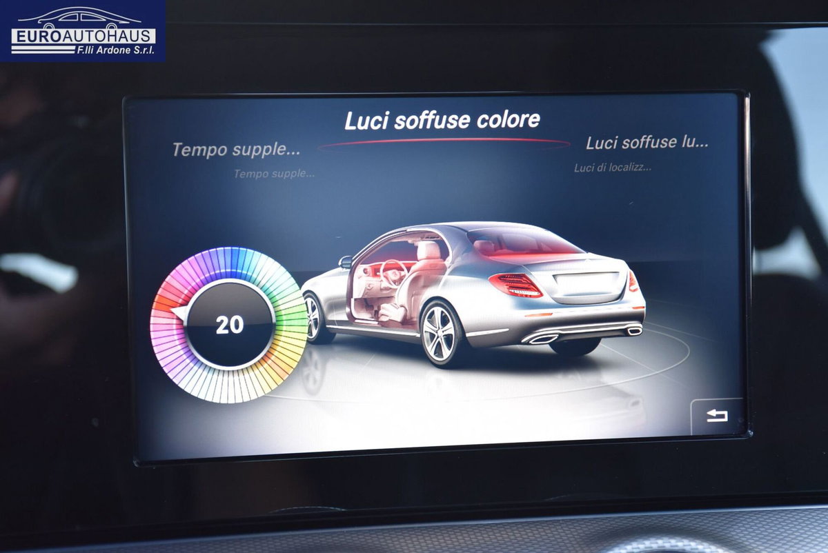 Mercedes-Benz Classe E 200 d Auto Premium Plus (14)