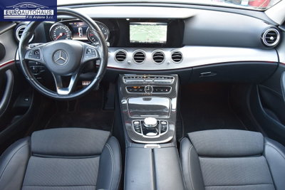 Mercedes-Benz Classe E 200 d Auto Premium Plus (8)