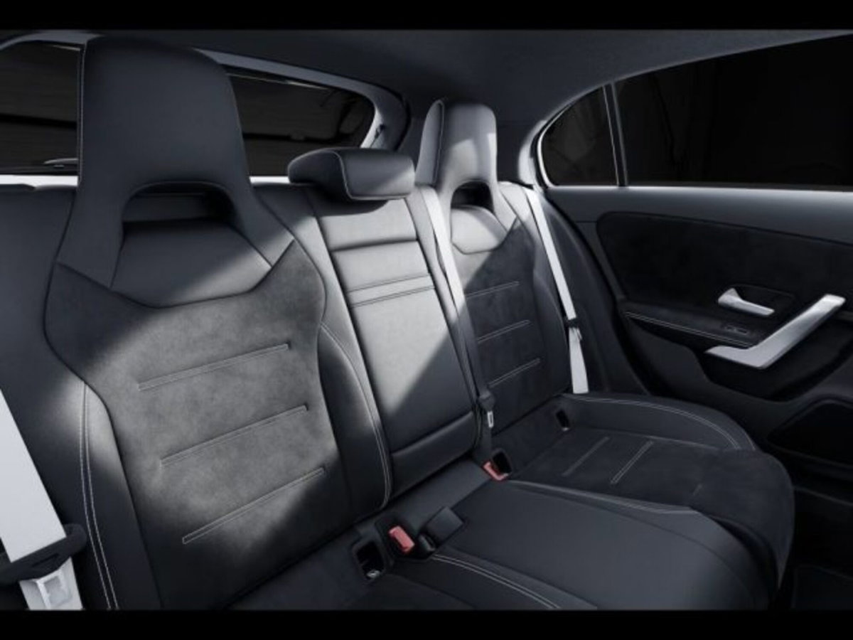 Mercedes-Benz Classe A 200 AMG Line Premium Plus auto (7)