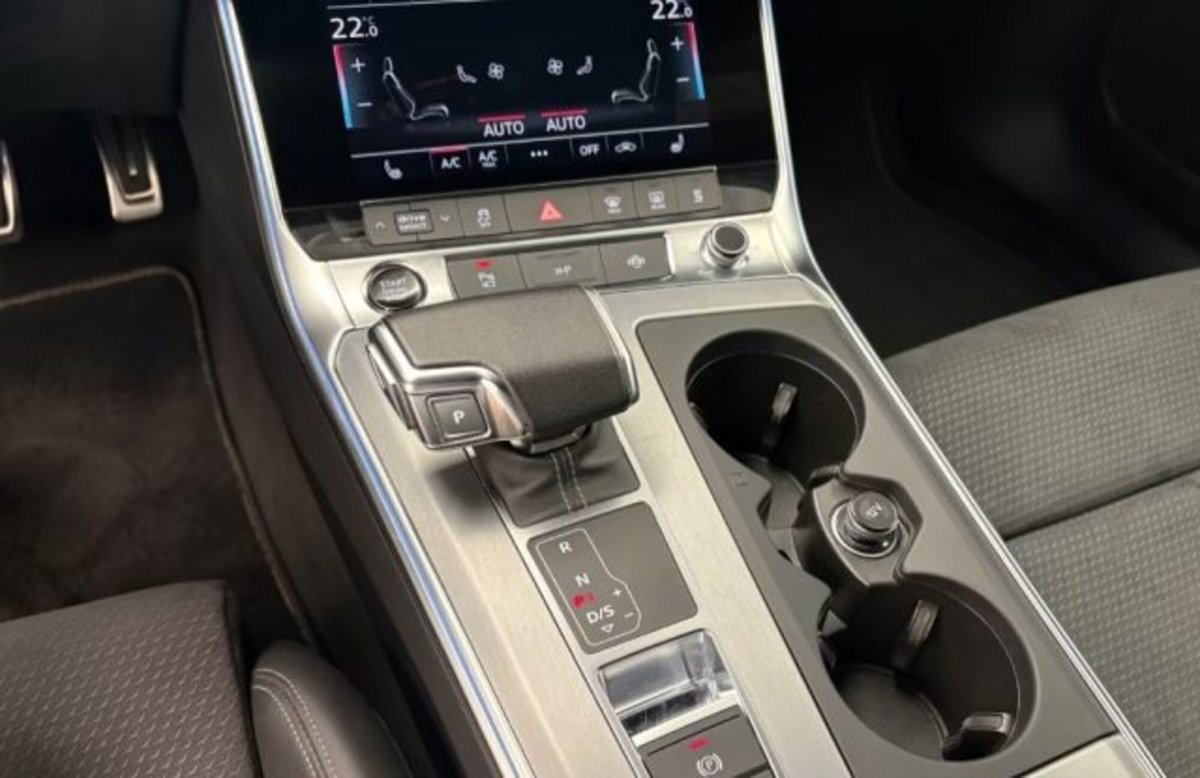 Audi A6 Avant 40 2.0 TDI quattro ultra S tronic Business (13)