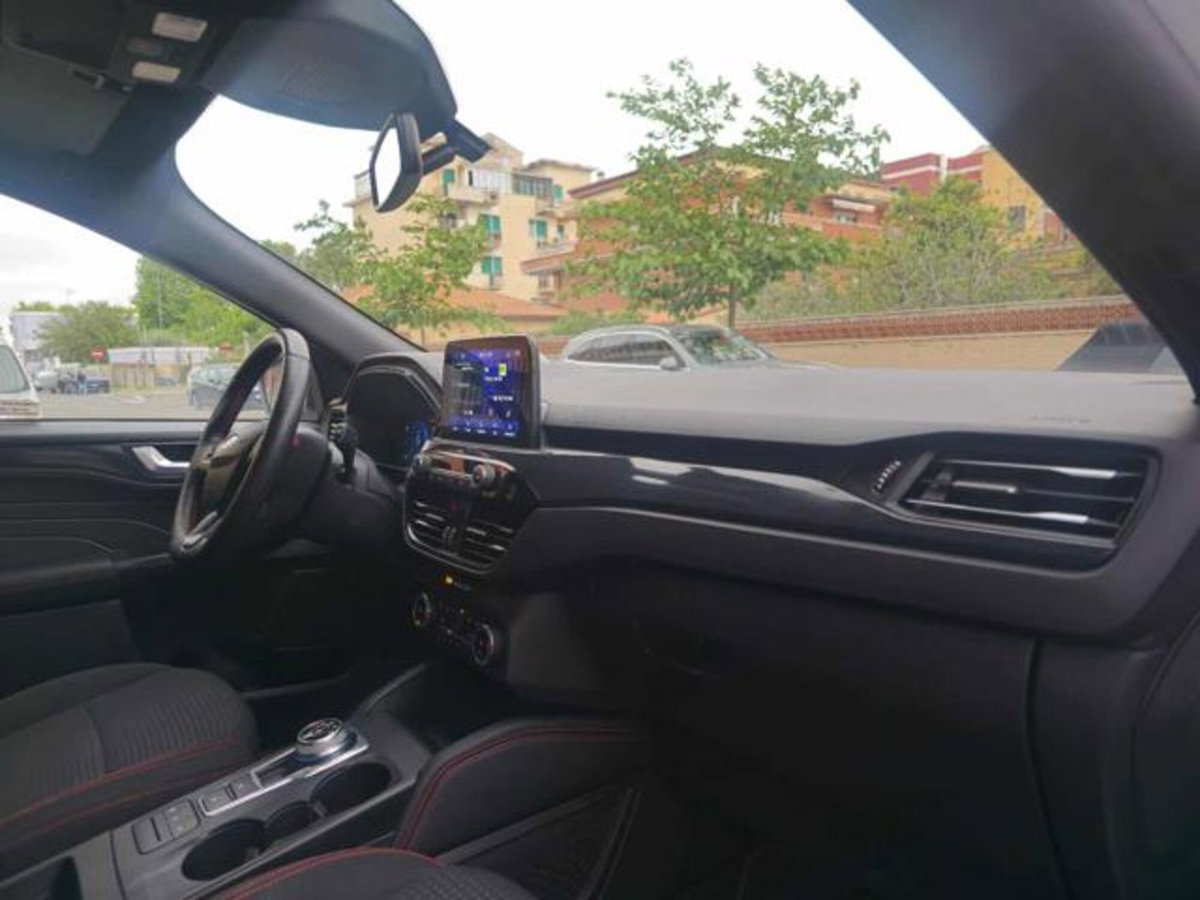 Ford Kuga 2.5 Full Hybrid 190 CV CVT 2WD ST-Line Design (8)