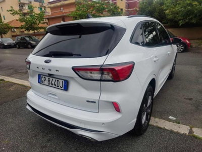 Ford Kuga 2.5 Full Hybrid 190 CV CVT 2WD ST-Line Design (9)